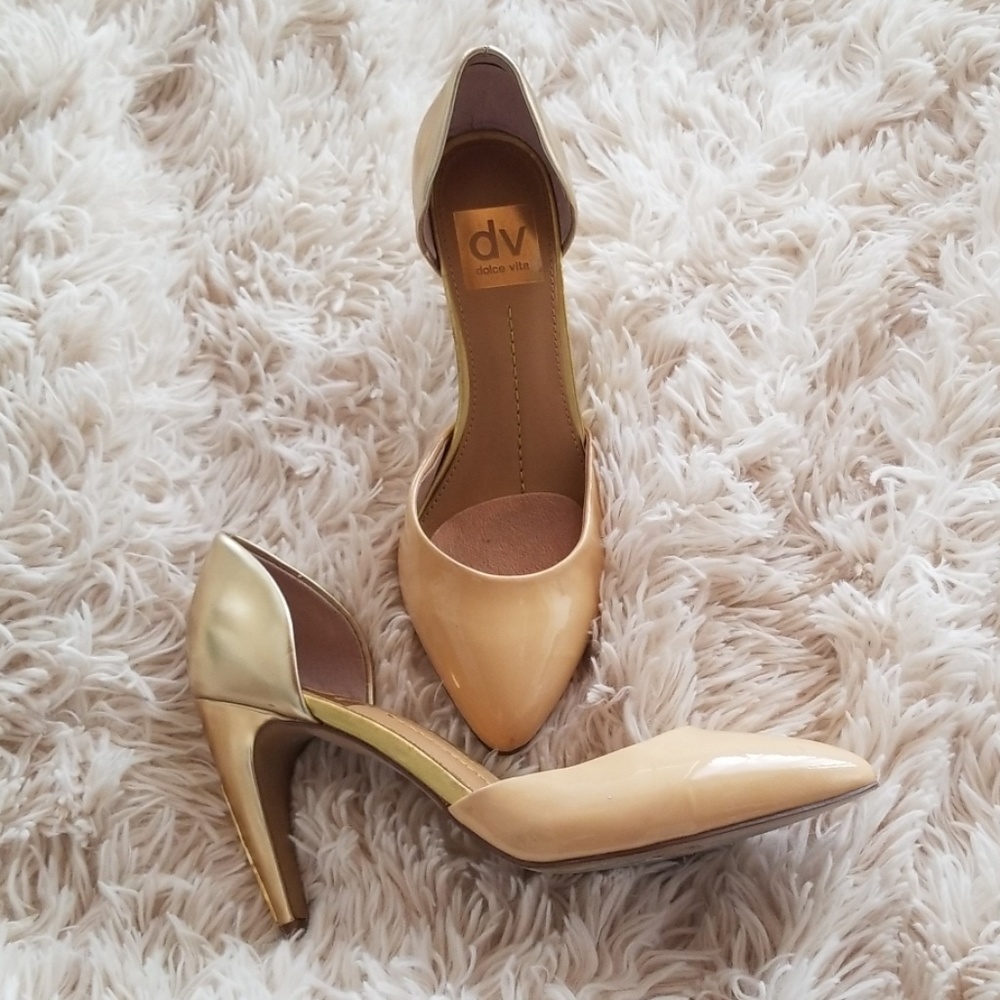 Dolce Vita Patent Leather Gold/Nude pumps
